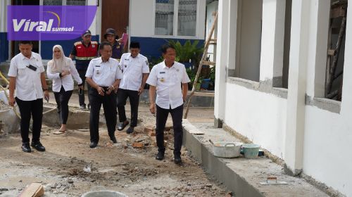 Pastikan Tuntas Akhir Tahun, Pj Bupati OKI Cek Progres Pembangunan Faskes dan Sekolah. Foto : viralsumsel.com /ril