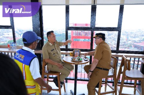 Pj Wali Kota Palembang Cheka Virgowansyah Gelar Pertemuan dengan BPJN Bahas Destinasi Wisata Tower Ampera. Foto : viralsumsel.com /ril
