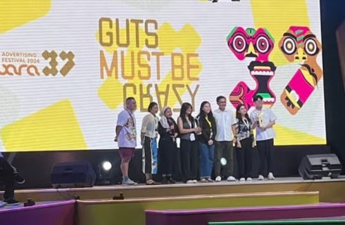 Mahasiswa Creative Advertising School of Design BINUS UNIVERSITY Raih Gold Award di Ajang Citra Pariwara ke-37. Foto : viralsumsel.com