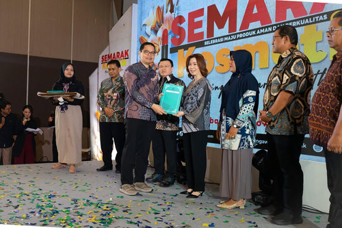 ASIA SKINLAB Masuk 5 Pabrik Maklon Skincare Terbaik Penerima Kontrak Produksi Kosmetik di Jawa Timur. Foto : viralsumsel.com