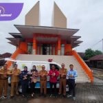 Bank Sumsel Babel Serahkan Bantuan Kendaraan Operasional untuk Penanganan Pemerlu Kesejahteraan Sosial di Kabupaten Muba. Foto : viralsumsel.com /dev