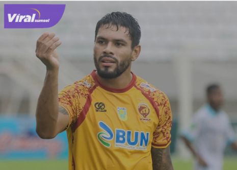 Gabriel Henrique Silva bek tengah Sriwijaya FC. Foto : ig