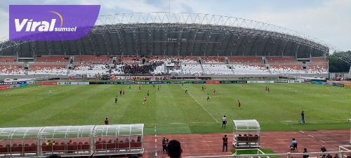 Suasana pertandingan Sriwijaya FC vs FC Bekasi City di Stadion Gelora Sriwijaya, Jakabaring, Palembang. Foto : viralsumsel.com/asa