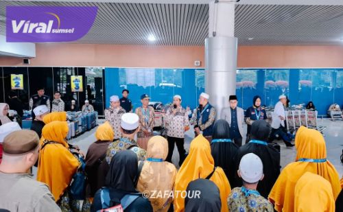 Jamaah Umrah Mahabbah dan Berkah 13 Hari Telah Kembali ke Palembang. Foto : viralsumsel.com /ril