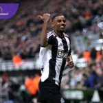 Alexander Isak penyerang Newcastle United selebrasi usai cetak gol ke gawang Wolves di Stadion St. James Park, Newcastle, Inggris, Kamis, 16 Januari 2025 dini hari tadi. Foto : ignu
