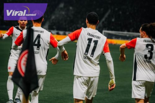 Kalahkan Borussia Dortmund, Eintracht Frankfurt Makin Kokoh di Posisi 3 Liga Jerman. Foto : ig