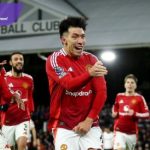 Lisandro Martinez bek kiri Mancheter United selebrasi usai cetak gol ke gawang MU. Foto : igmu