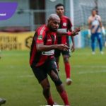 Boaz Solossa Selamatkan Persipura dari Kekalahan. Foto : igpersipura