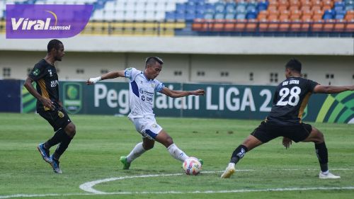 PSKC Cimahi takluk oleh Bhayangkara Presisi FC dengan skor 0-1, Senin, 27 Januari 2025 di Stadion Si Jalak Harupat, Kabupaten Bandung. Foto : lib