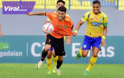 Persibo Bojonegoro Kembali Dipermalukan di Gresik United di Stadion Gelora Joko Samudro. Foto : lib