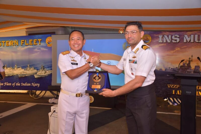 Kunjungan Kehormatan INS Mumbai Perkuat Kerja Sama Maritim India-Indonesia. Foto: viralsumsel.com