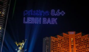 Perayaan Spektakuler di Bundaran HI: Ribuan Orang Sambut 2025 Bersama Pristine8.6+. Foto : viralsumsel.com