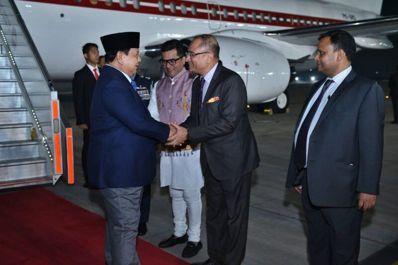 Presiden Republik Indonesia Prabowo Subianto Telah Tiba di India. Foto: viralsumsel.com