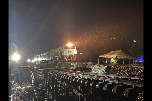 Update Normalisasi Jalur KA antara Stasiun Karangjati dan Stasiun Gubug, Ini Daftar 30 KA yang Diberlakukan Pola Operasi Memutar. Foto : viralsumsel.com Update Normalisasi Jalur KA antara Stasiun Karangjati dan Stasiun Gubug, Ini Daftar 30 KA yang Diberlakukan Pola Operasi Memutar. Foto : viralsumsel.com