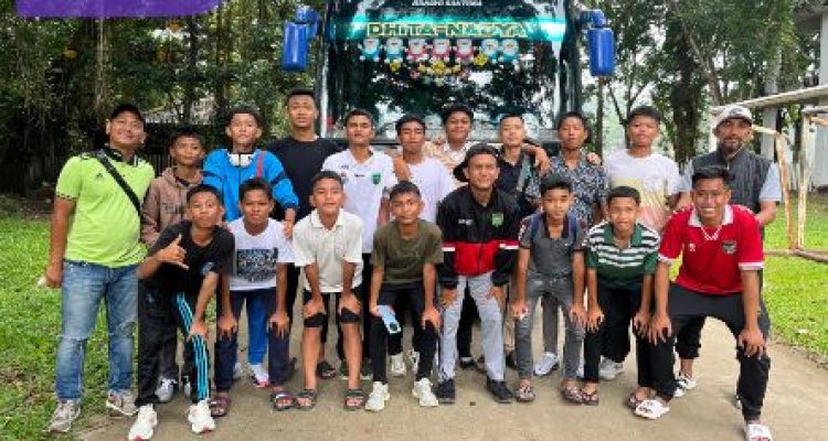 Bertekad Harumkan Sumsel! SSB Elang Emas Sriwijaya Siap Tempur di Piala Soeratin U-13. Foto : viralsumsel.com /asa