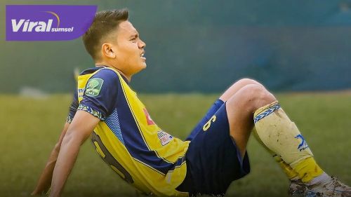 Pemain Persikota Tangerang usai laga melawan Nusantara United FC di Stadion Benteng Reborn,Tangerang, Senin (10/2/2025). Foto : igtim