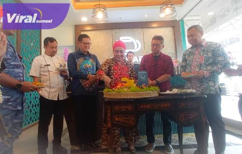 Kemewahan Tersembunyi! Solitaire Airport Lounge Tawarkan Fasilitas Eksklusif di Bandara SMB II Palembang. foto : viralsumsel.com /win