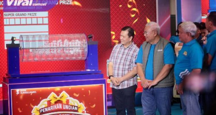 Pj Gubernur Elen Setiadi Hadiri Pengundian Super Grand Prize BSB: Siapa yang Beruntung Mendapatkan Rp 550 Juta?. Foto : viralsumsel.com /win