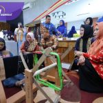 Dukung IKM Palembang, Pj Walikota Palembang Cheka Virgowansyah Ajak ASN Gunakan Tanjak Seminggu Sekali. Foto : viralsumsel.com /nto