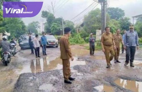 Reses DPRD Ogan Ilir: Keluhan Jalan Rusak Ditanggapi, Perbaikan Segera Dilakukan. Foto : viralsumsel.com /jun