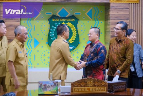Wakil Bupati Muba, Rohman, menegaskan pentingnya keterbukaan dan kerja sama dari seluruh Organisasi Perangkat Daerah (OPD) selama proses pemeriksaan berlangsung. Foto : viralsumsel.com /dev
