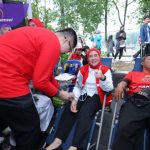 Ketua Palang Merah Indonesia (PMI) Kota Palembang, Dewi Sastrani Ratu Dewa, yang memberikan apresiasi tinggi terhadap antusiasme warga lakukan donor darah. Foto : viralsumsel.com /nto