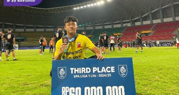 Dimas Julian, Kiper Jebolan Farmel Hatta Palembang, Antarkan Madura United Raih Juara 3 Elite Pro U-16 2025. Foto : viralsumsel.com /asa