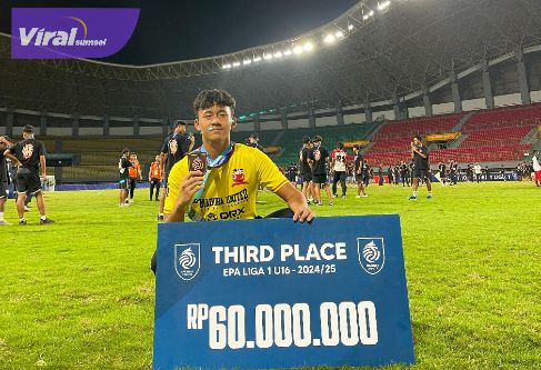 Dimas Julian, Kiper Jebolan Farmel Hatta Palembang, Antarkan Madura United Raih Juara 3 Elite Pro U-16 2025. Foto : viralsumsel.com /asa