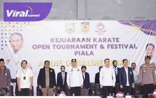 H. Nopianto Resmi Membuka Kejuaraan Karate Open Tournament dan Festival Piala Ketua DPRD Sumsel. Foto : viralsumsel.com /asa