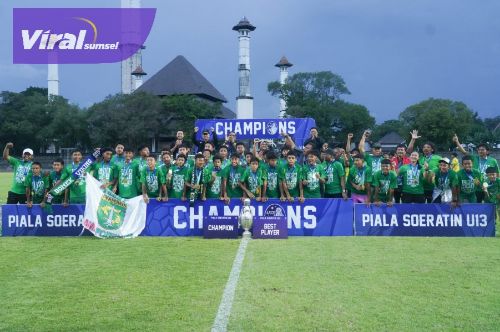 Persebaya Surabaya Juara Piala Soeratin U-13 2024 Usai Kalahkan Persib Bandung. Foto : pssi