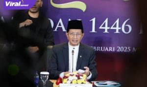 Menteri Agama (Menag) Nasaruddin Umar di Kantor Kementerian Agama, Jakarta, pada Jumat (28/2/2025). Foto: viralsumsel.com/ril