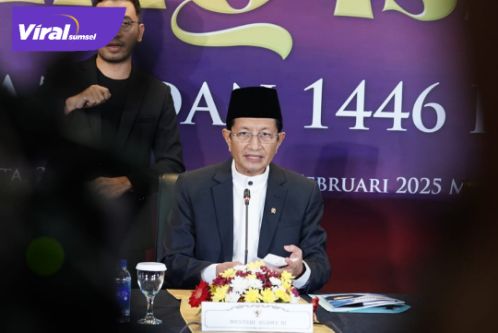 Menteri Agama (Menag) Nasaruddin Umar di Kantor Kementerian Agama, Jakarta, pada Jumat (28/2/2025). Foto: viralsumsel.com/ril