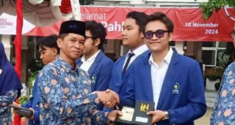 Berinovasi Membuat Kopi Diet dari Sorgum, Mahasiswa ITS Bawa Pulang Penghargaan Bergengsi. Foto: viralsumsel.com