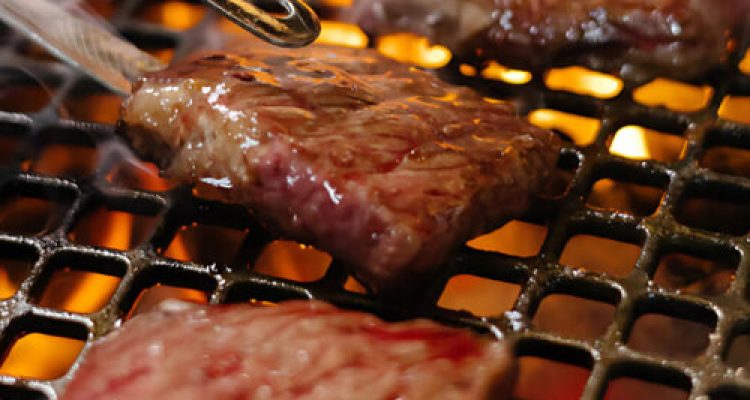 Menikmati Pengalaman BBQ Jepang Autentik di Restoran Soten Japanese Charcoal Grill. Foto: viralsumsel.com