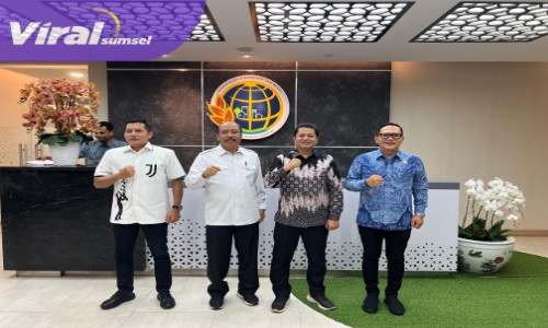 Wakil Ketua DPRD Kabupaten PALI, Firdaus Hasbullah Saat Berkunjung ke Kementrian ATR/BPN. Foto : Nto