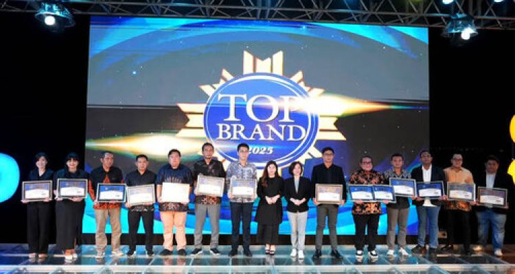 Akulaku Finance Raih Top Brand Awards 2025 untuk Kategori Fintech Pembiayaan. Foto : viralsumsel.com