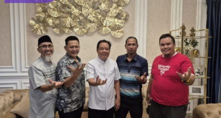 Silaturahmi dengan Wagub H Cik Ujang: Wacana Sumsel United, Harapan Baru Sepak Bola Sumsel?. Foto : viralsumsel.com /asa