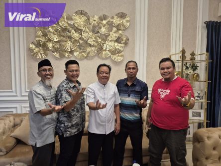 Silaturahmi dengan Wagub H Cik Ujang: Wacana Sumsel United, Harapan Baru Sepak Bola Sumsel?. Foto : viralsumsel.com /asa