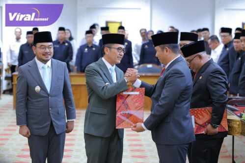 Ratu Dewa Lantik Tiga Pejabat Eselon II, Kepala Dishub, Bapenda dan BPBD. Foto : viralsumsel.com /nto