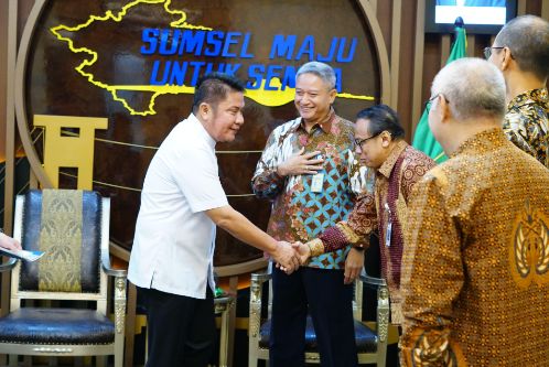 Gubernur Herman Deru Bersama Wagub Cik Ujang Jalinan Koordinasi Erat Dengan Kanwil DJPb Kemenkeu Sumsel. Foto  : humas pemprov 