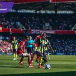 Jeremy Doku sayap kanan Man City saat beraksi menghadapi Nottingham Forest dalam laga pekan ke-28 Liga Primer Inggris yang berlangsung di The City Ground, Sabtu (8/3) malam. Foto : igmancity