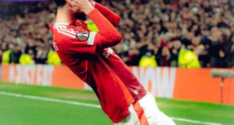 Bruno Fernandes Hattrick, MU Hancurkan Real Sociedad, Melaju ke Perempatfinal Liga Europa. Foto : igmu