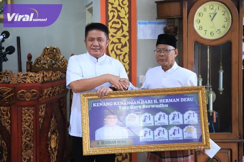 Gubernur Herman Deru Jamin Ketersediaan Bahan Pokok Aman Jelang Idul Fitri. Foto : humas pemprov