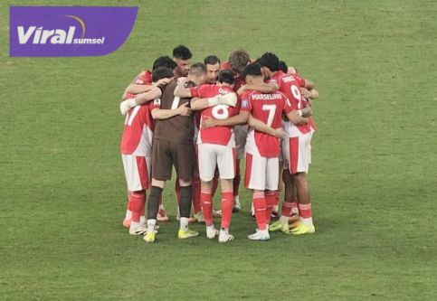 Starting eleven Tim Nasional Indonesia saat hadapi Australia pada laga lanjutan Kualifikasi Piala Dunia 2026. Foto : ist
