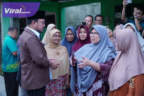 Wawako Palembang Prima Salam Salurkan Uang Santunan Kematian BPJS Ketenagakerjaan Rp 186 Juta. Foto : viralsumsel.com /nto