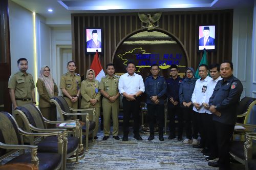 Gubernur Herman Deru Instruksikan Bawaslu Sumsel Awasi Secara Ketat Pelaksanaan PSU Kabupaten Empat Lawang. Foto : humas pemprov