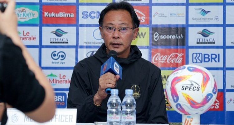 Pelatih Persis Solo, Ong Kim Swee. Foto : lib