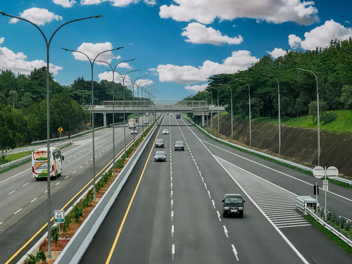 Pelebaran Lajur Ke-3 Tol Cikopo-Palimanan Rampung, PTPP Siap Dukung Kelancaran Arus Mudik Lebaran 2025. Foto: viralsumsel.com