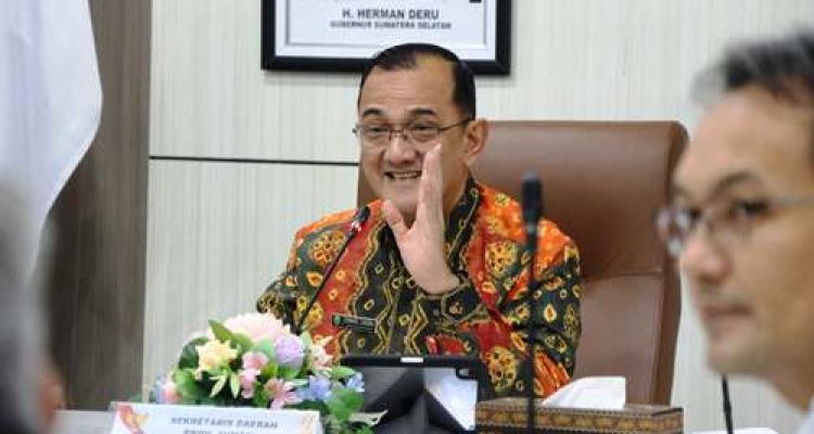 Sekda Edward Candra Pimpin Rapat Program Mencetak 100.00 Sultan Muda. Foto : humas pemprov