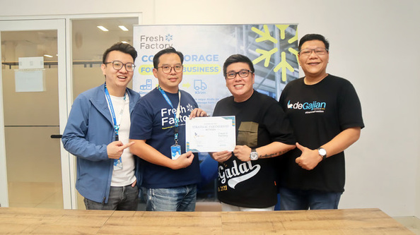 deGadai dan Fresh Factory Umumkan Kerja Sama Strategis untuk Layanan Gadai Inventaris di Indonesia. Foto: viralsumsel.com